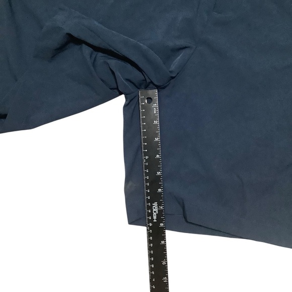 NWT Over Under Performance Men’s Shorts Navy Blue Size 44 - Picture 4 of 10